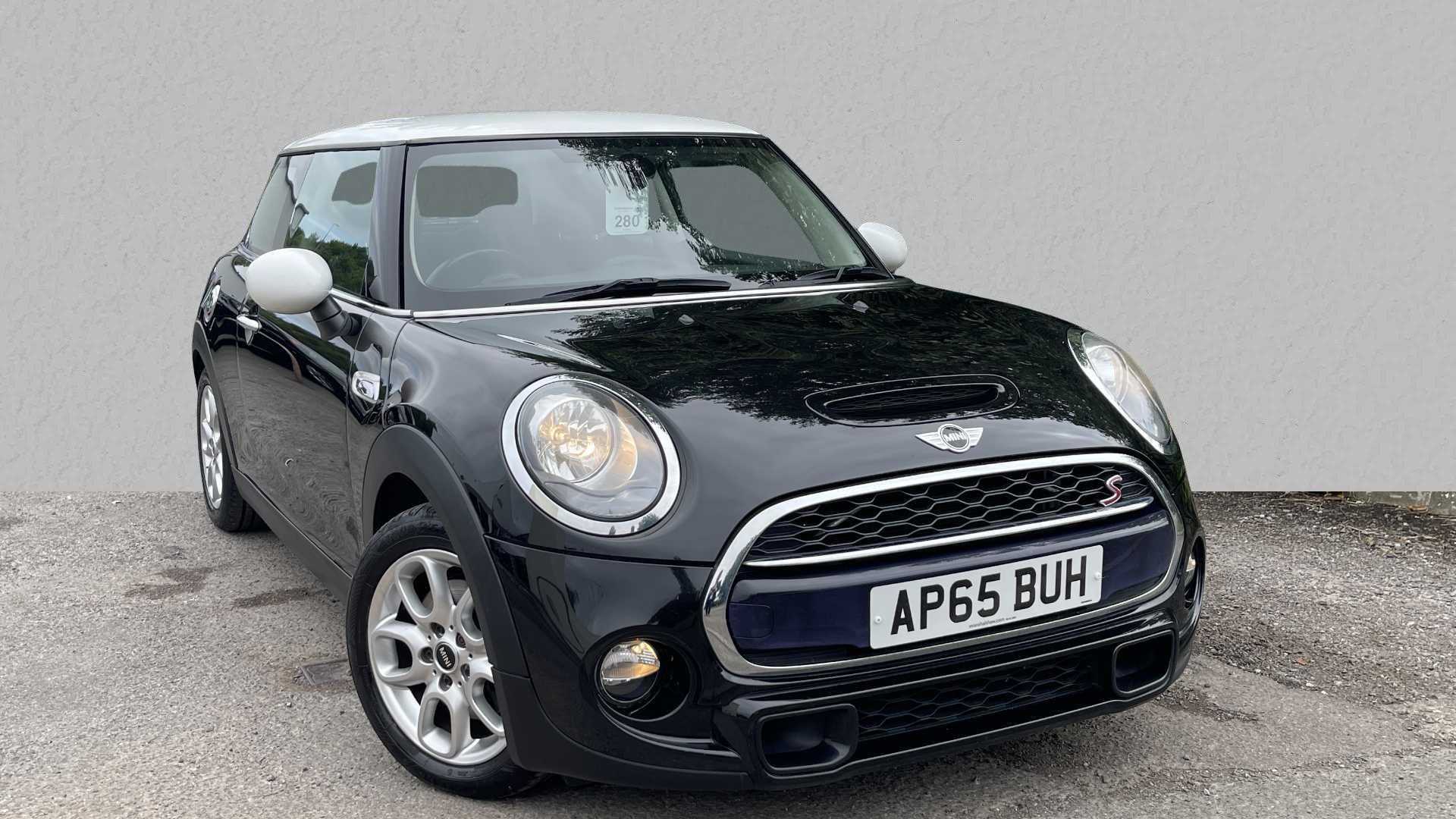 Main listing image - MINI Hatchback