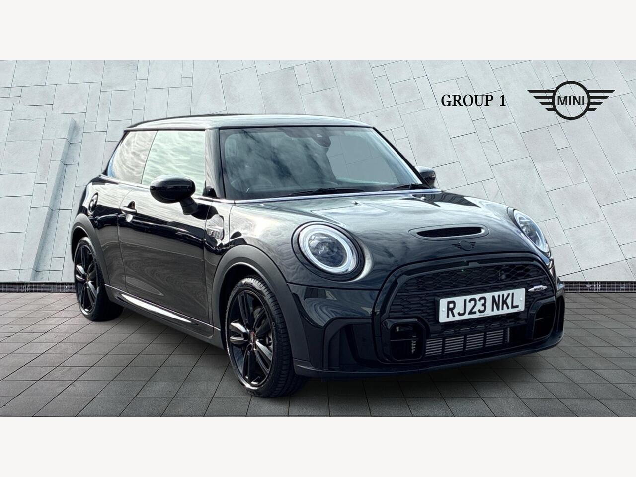Main listing image - MINI Hatchback
