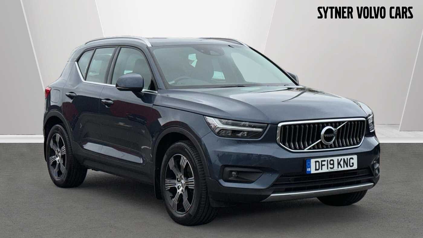 Main listing image - Volvo XC40