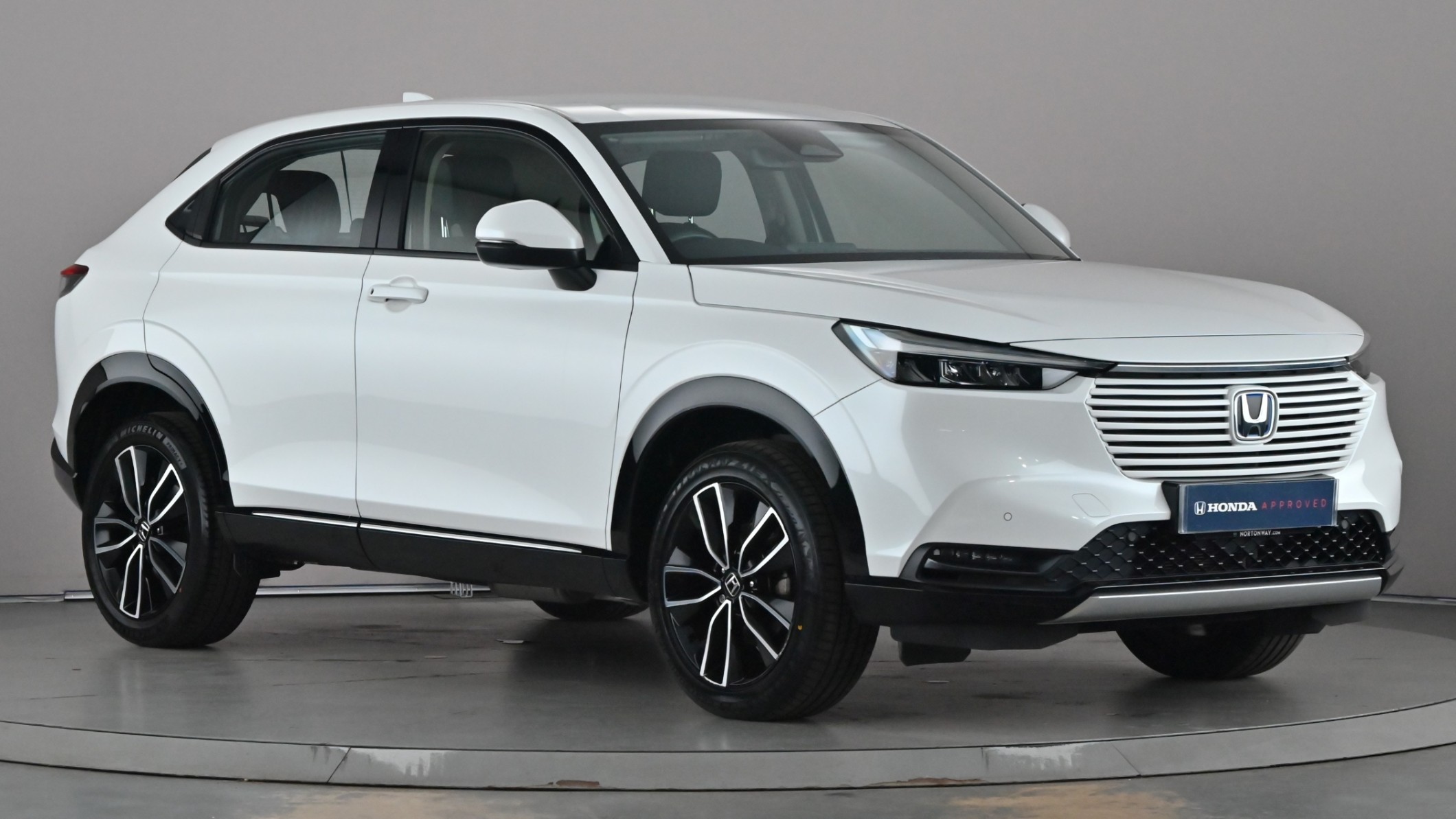 Main listing image - Honda HR-V