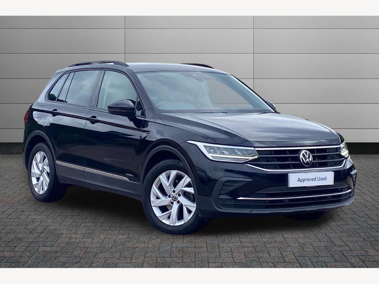Main listing image - Volkswagen Tiguan