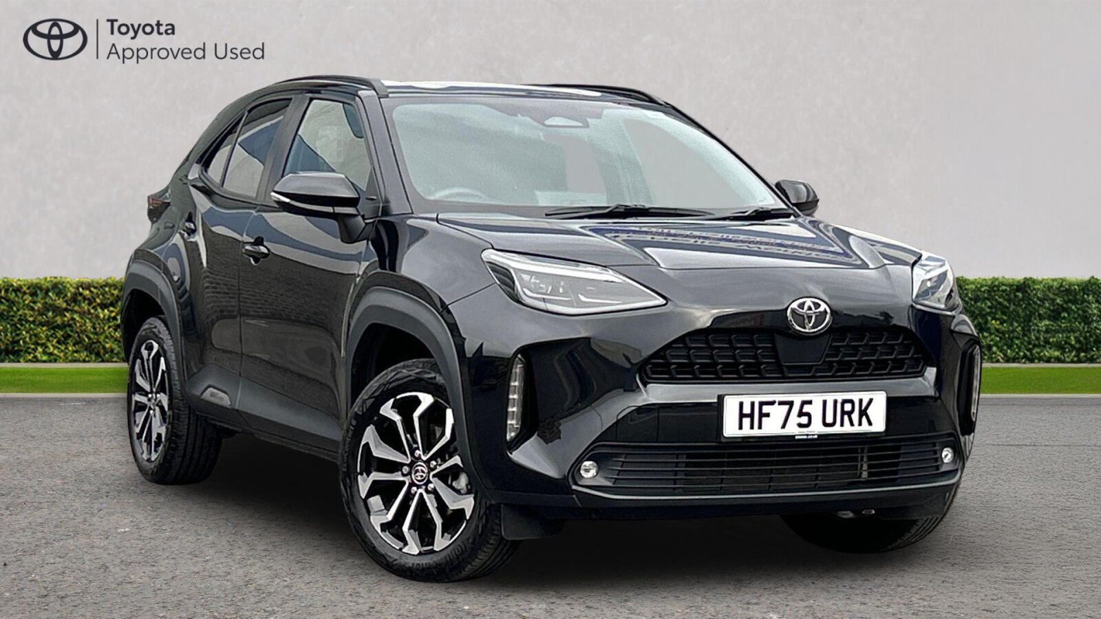 Main listing image - Toyota Yaris Cross