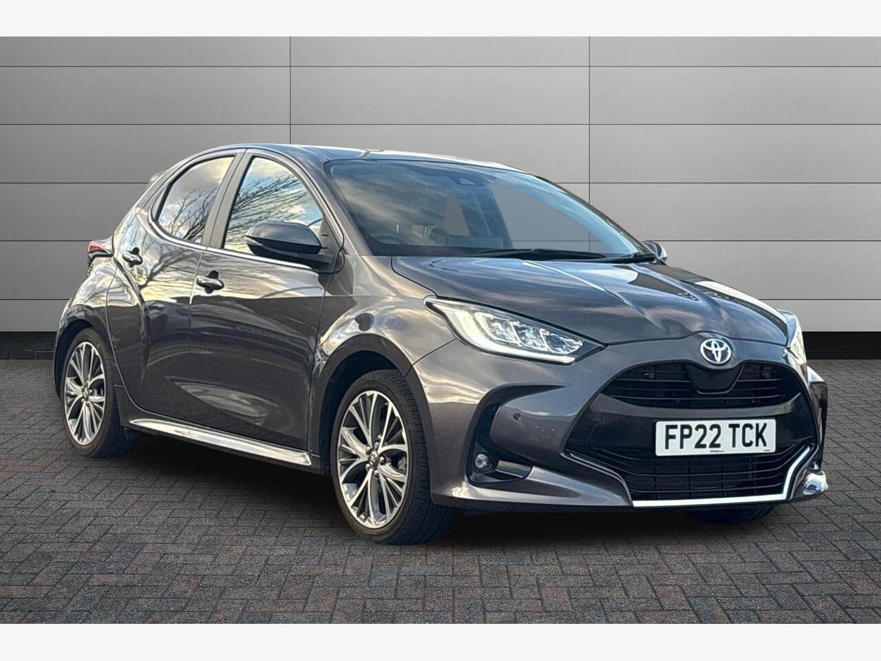 Main listing image - Toyota Yaris