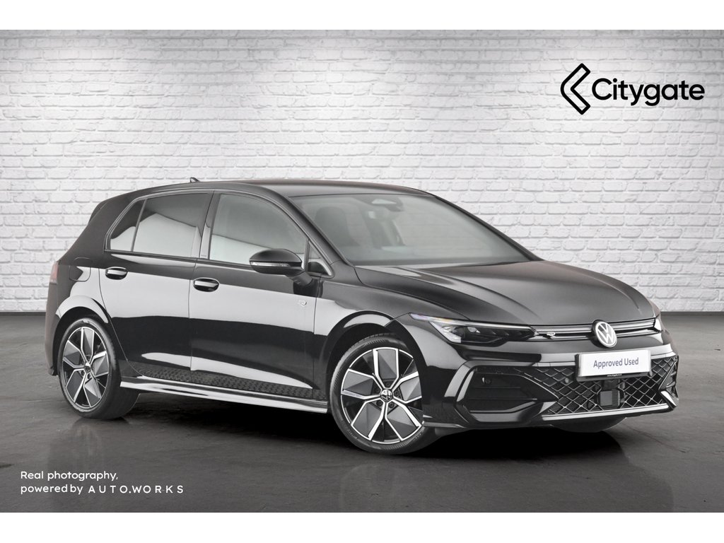 Main listing image - Volkswagen Golf