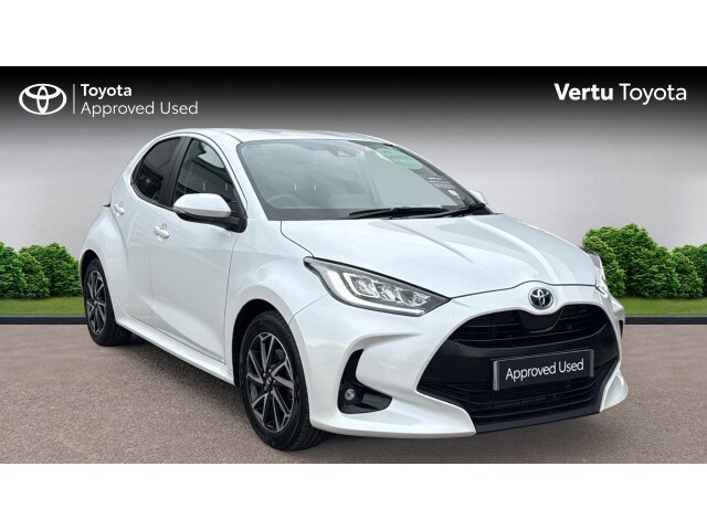 Main listing image - Toyota Yaris