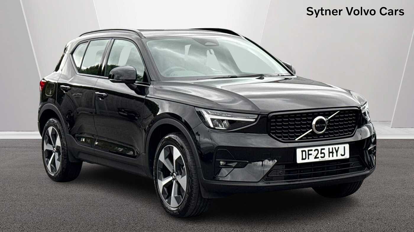 Main listing image - Volvo XC40
