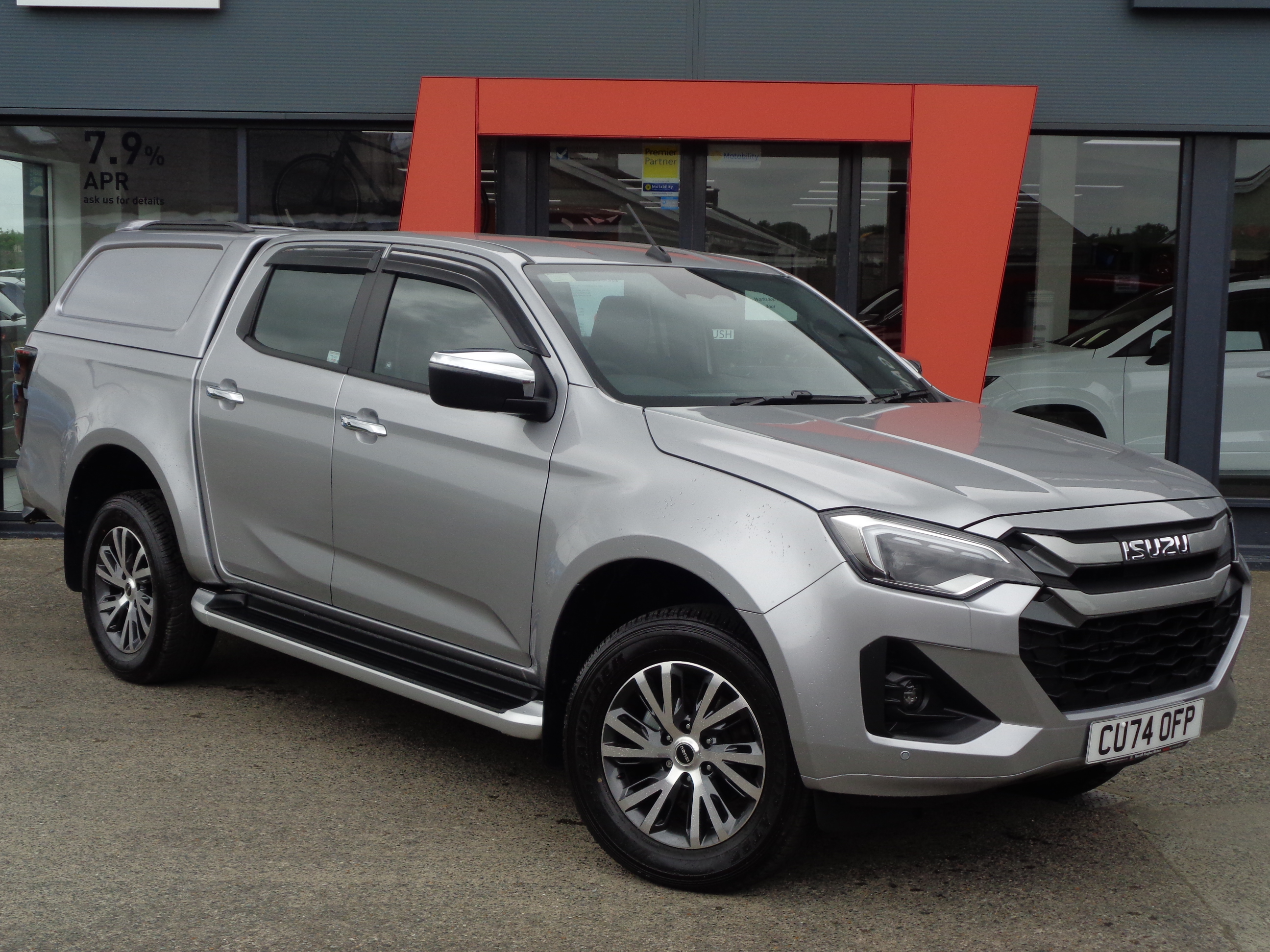Main listing image - Isuzu D-Max
