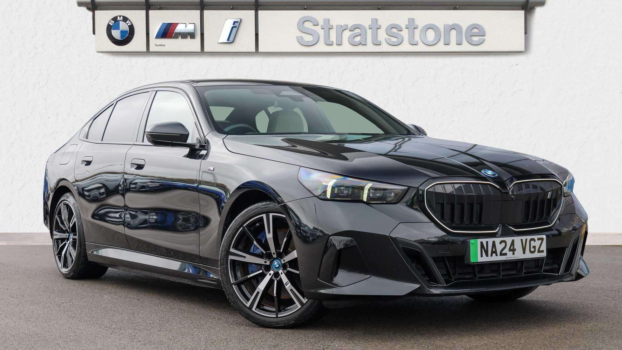 Main listing image - BMW i5