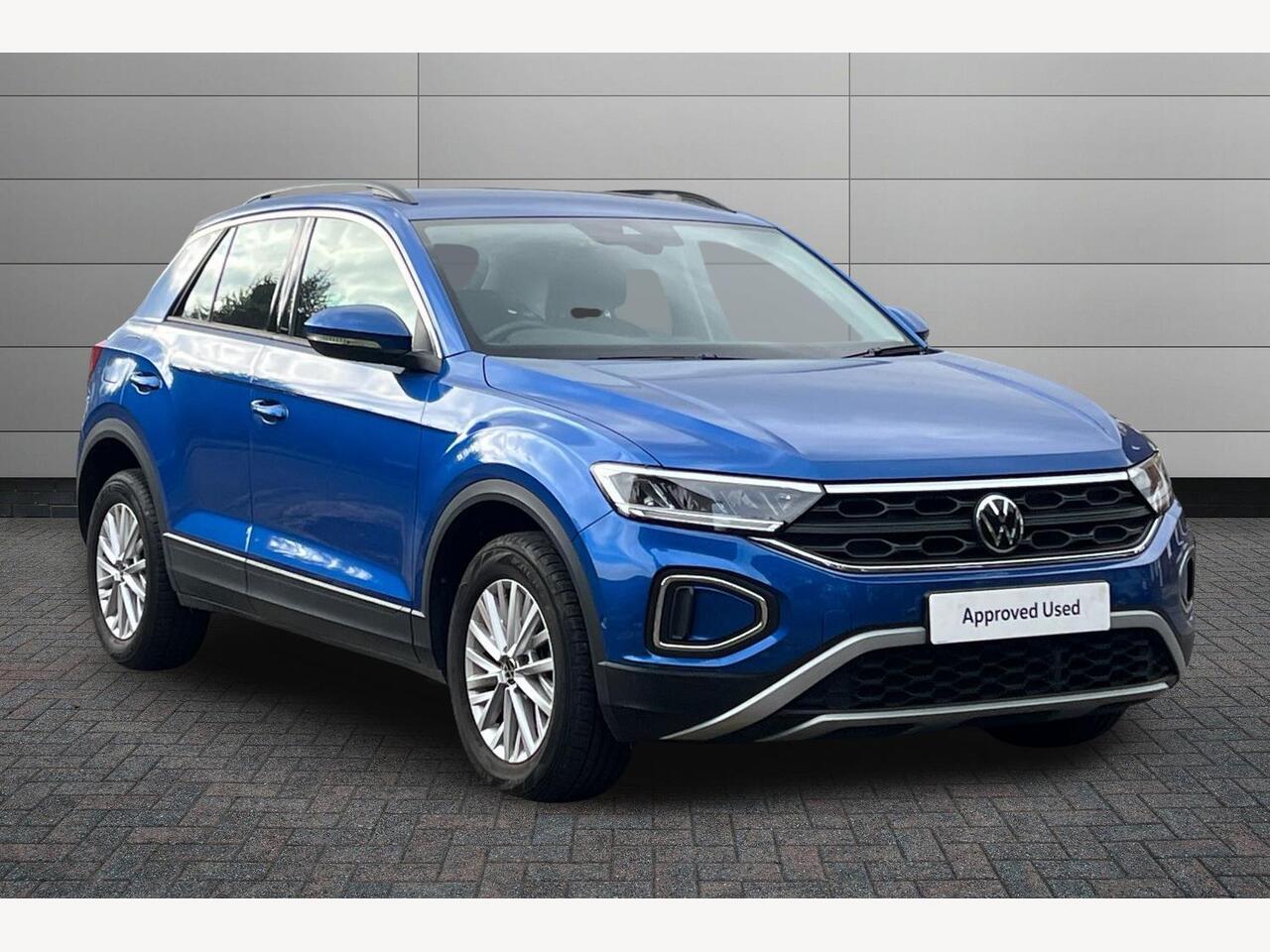 Main listing image - Volkswagen T-Roc