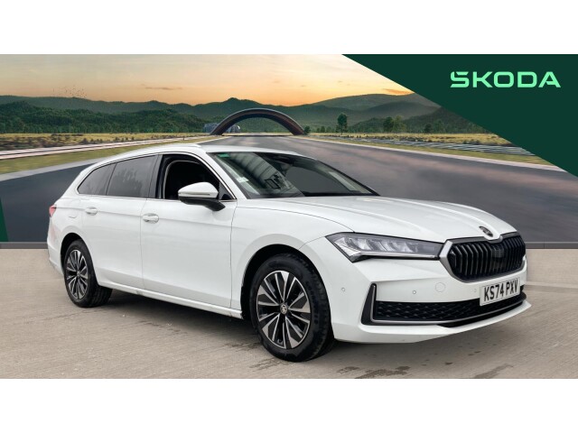 Main listing image - Skoda Superb Estate