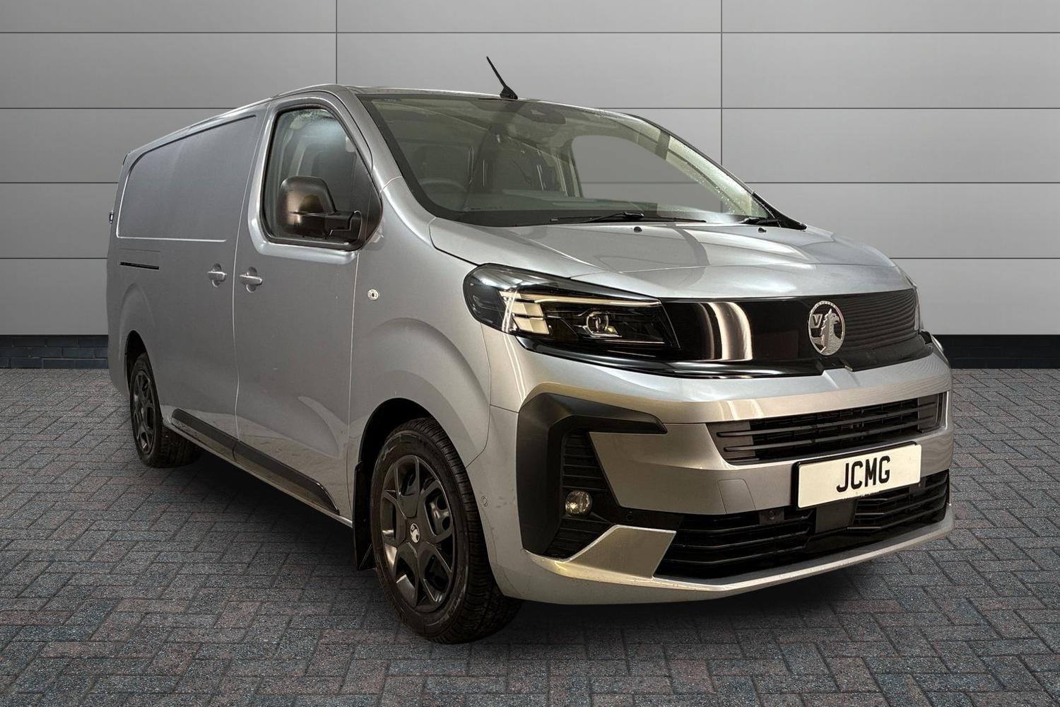 Main listing image - Vauxhall Vivaro