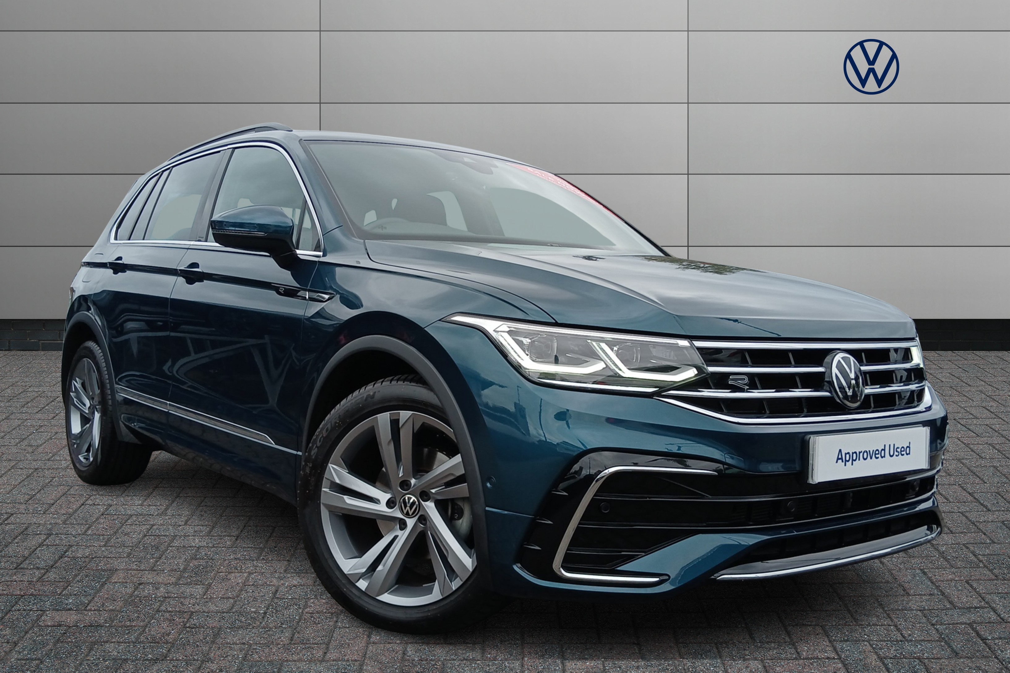 Main listing image - Volkswagen Tiguan