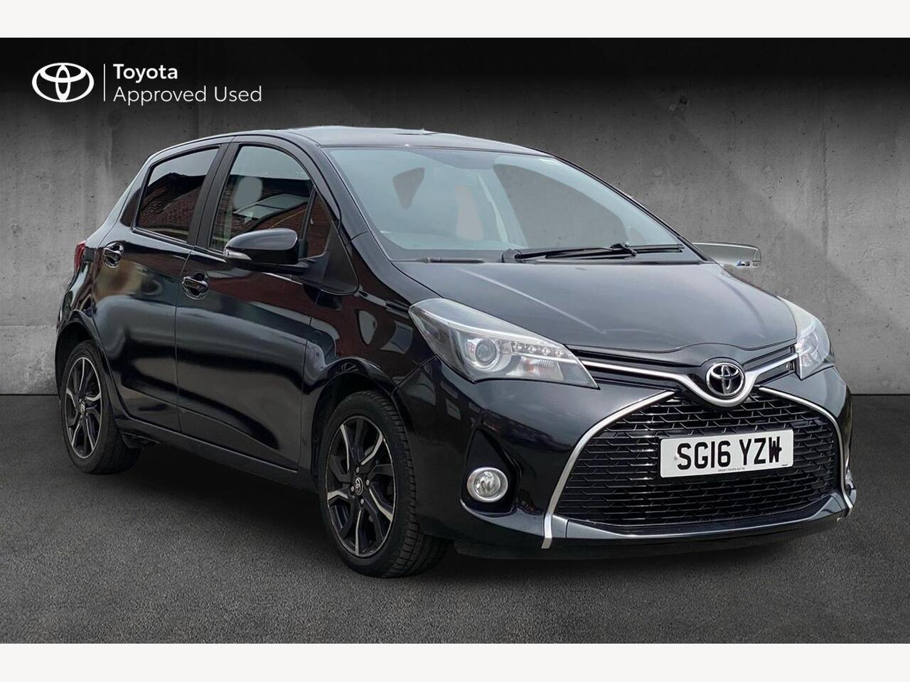 Main listing image - Toyota Yaris