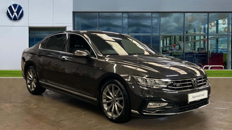 Main listing image - Volkswagen Passat