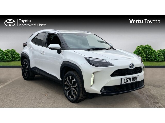 Main listing image - Toyota Yaris Cross