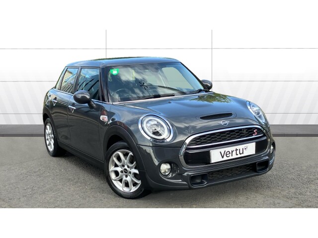Main listing image - MINI Hatchback 5dr