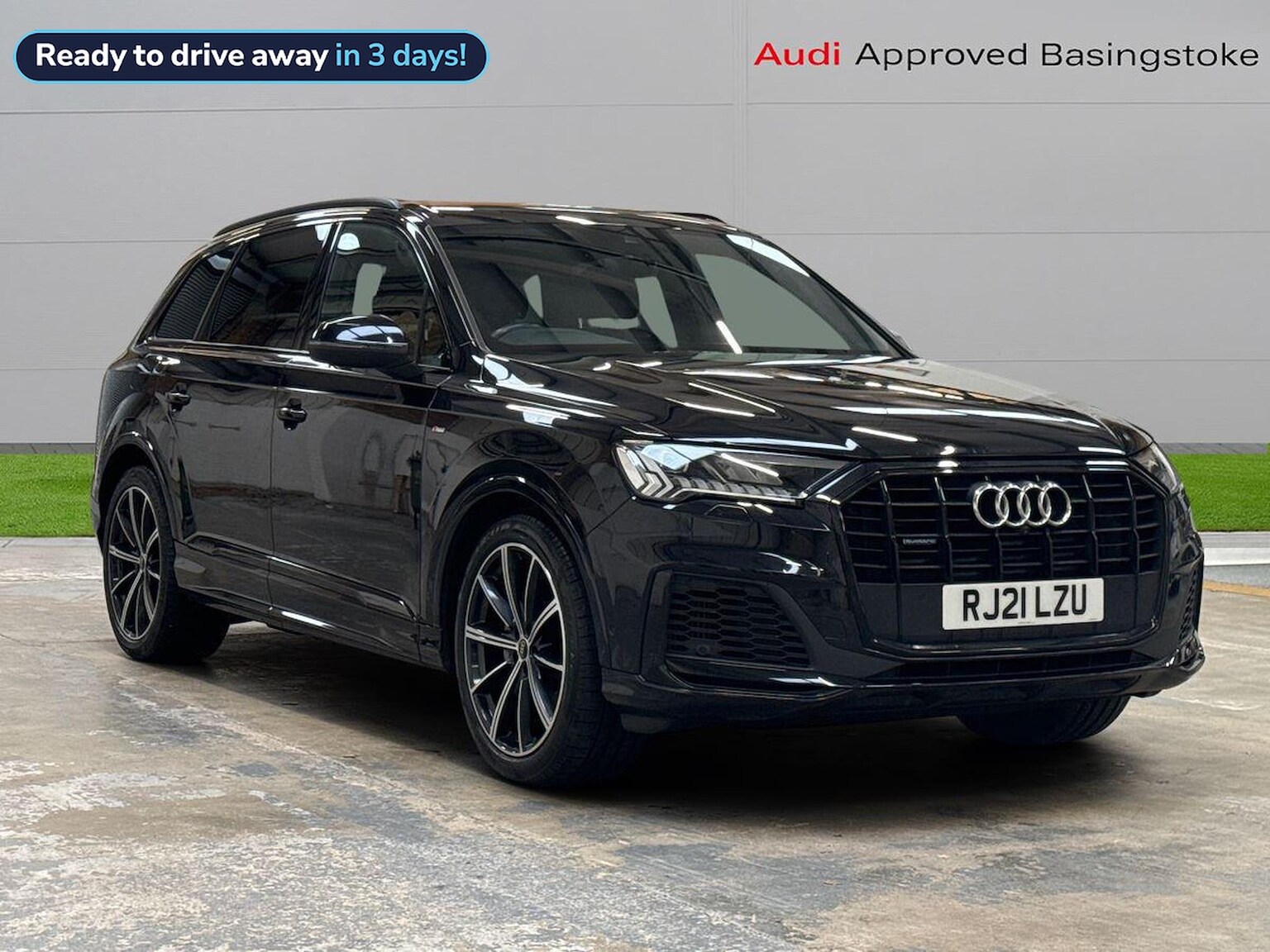 Main listing image - Audi Q7