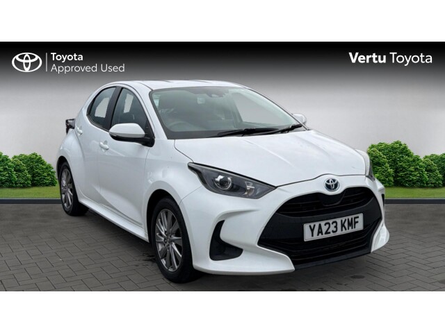 Main listing image - Toyota Yaris