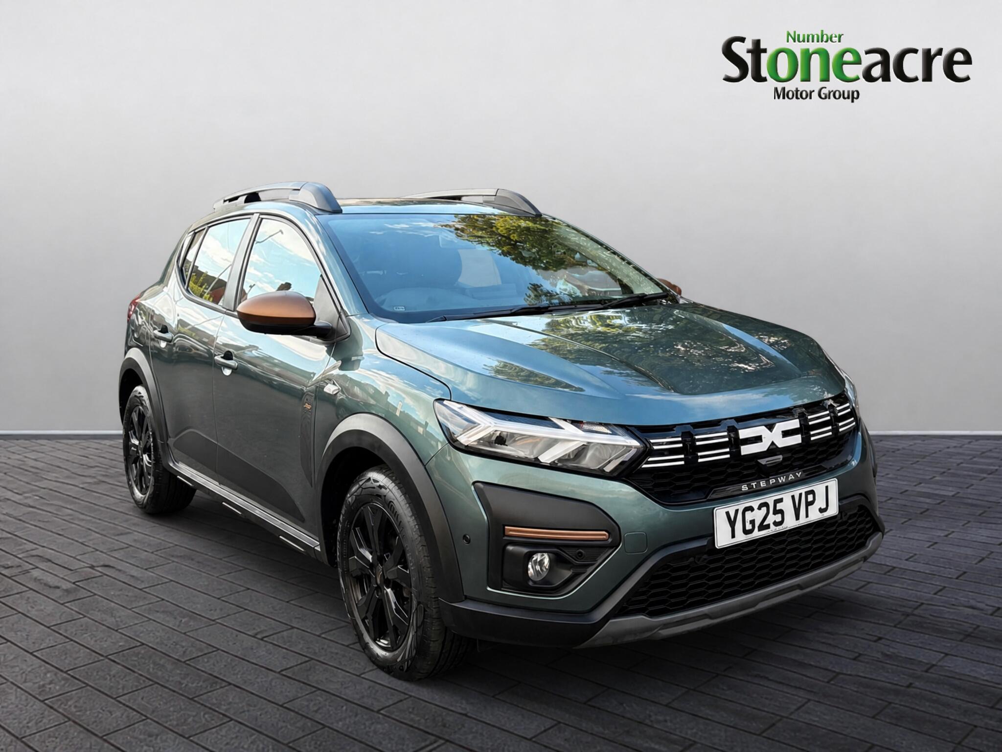 Main listing image - Dacia Sandero Stepway