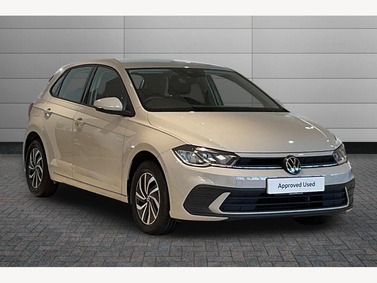 Main listing image - Volkswagen Polo