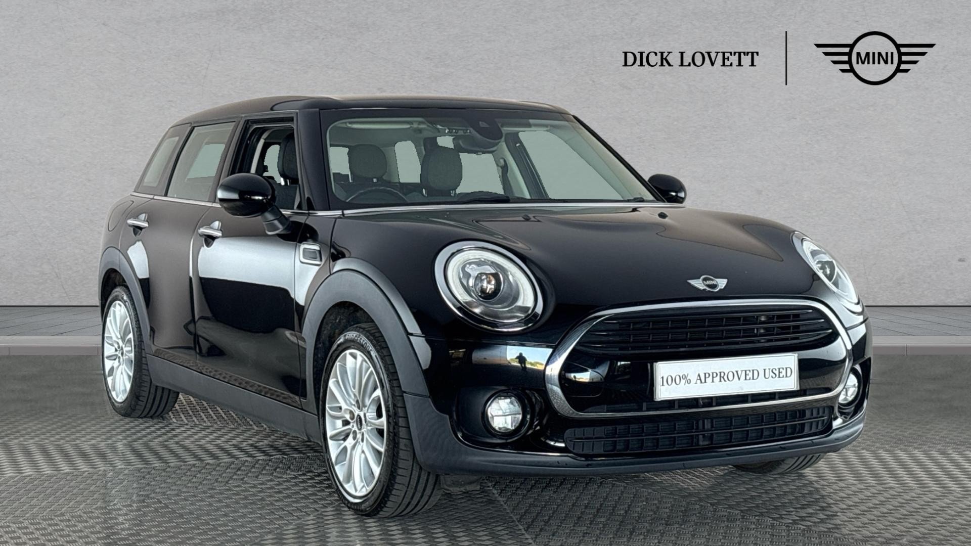 Main listing image - MINI Clubman