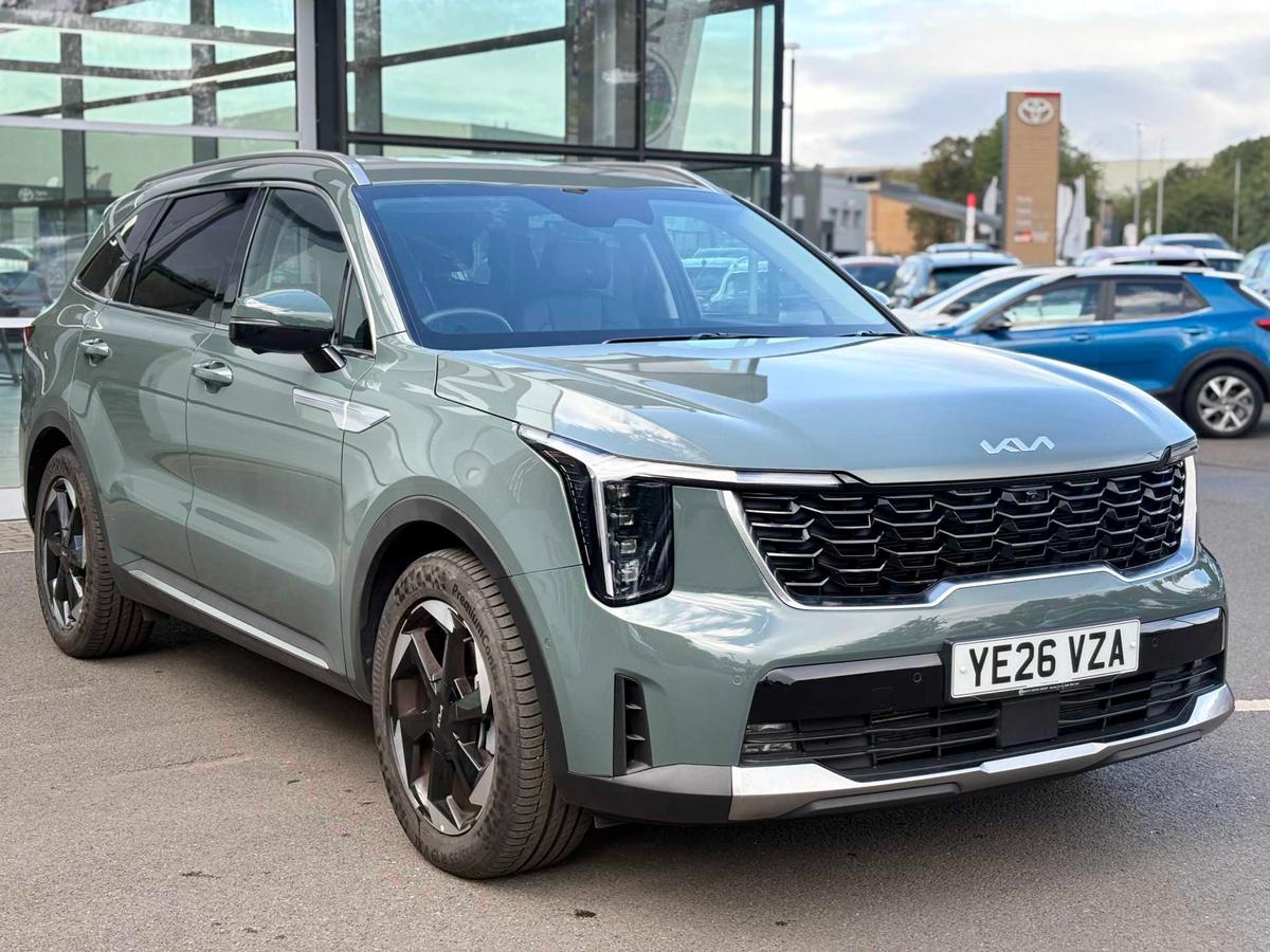Main listing image - Kia Sorento
