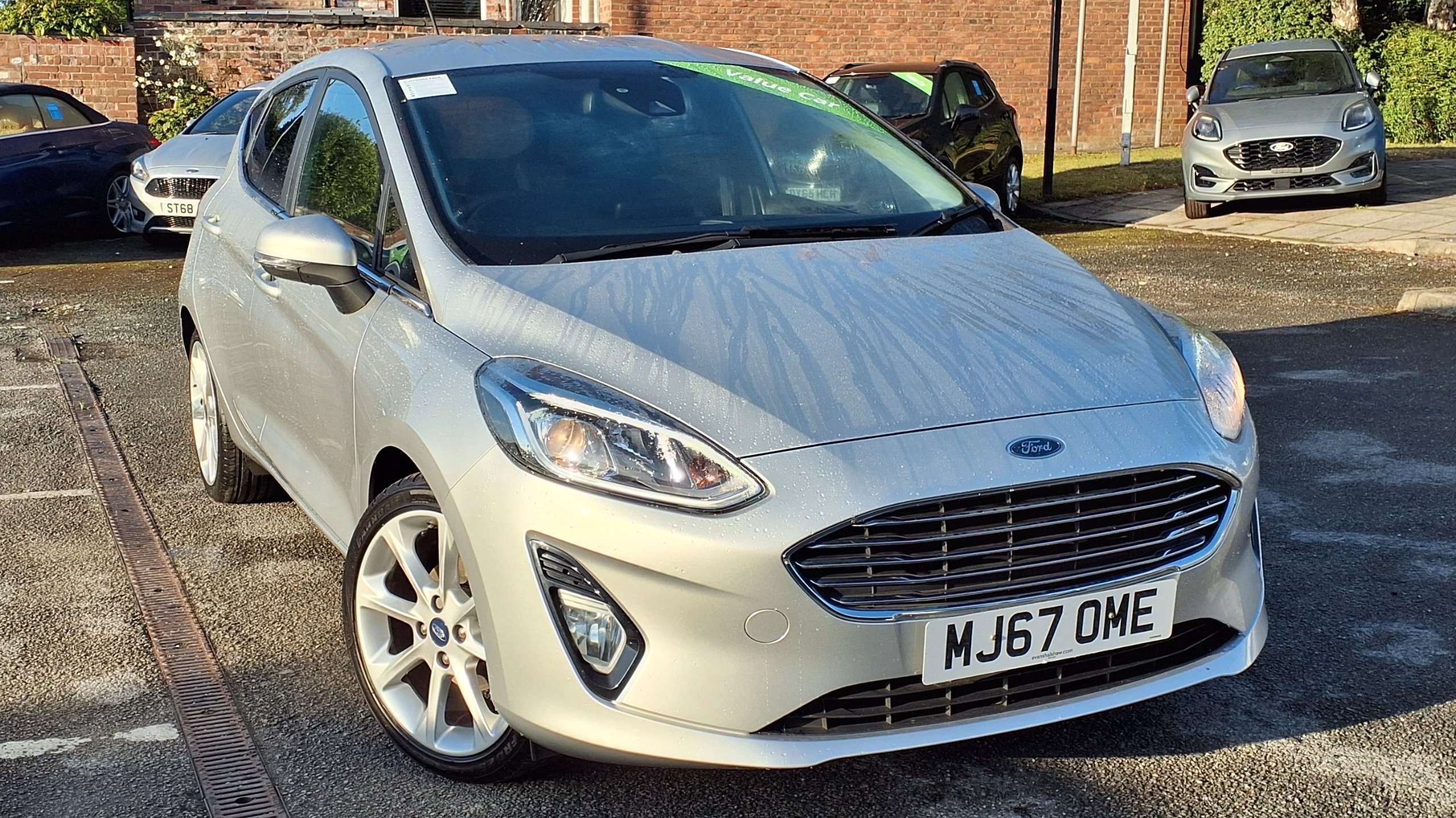 Main listing image - Ford Fiesta