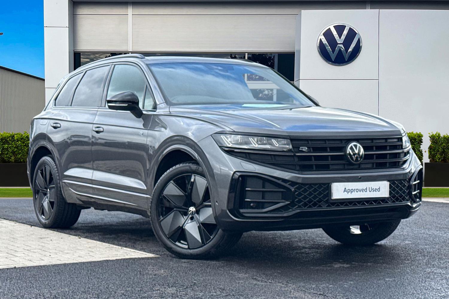 Main listing image - Volkswagen Touareg