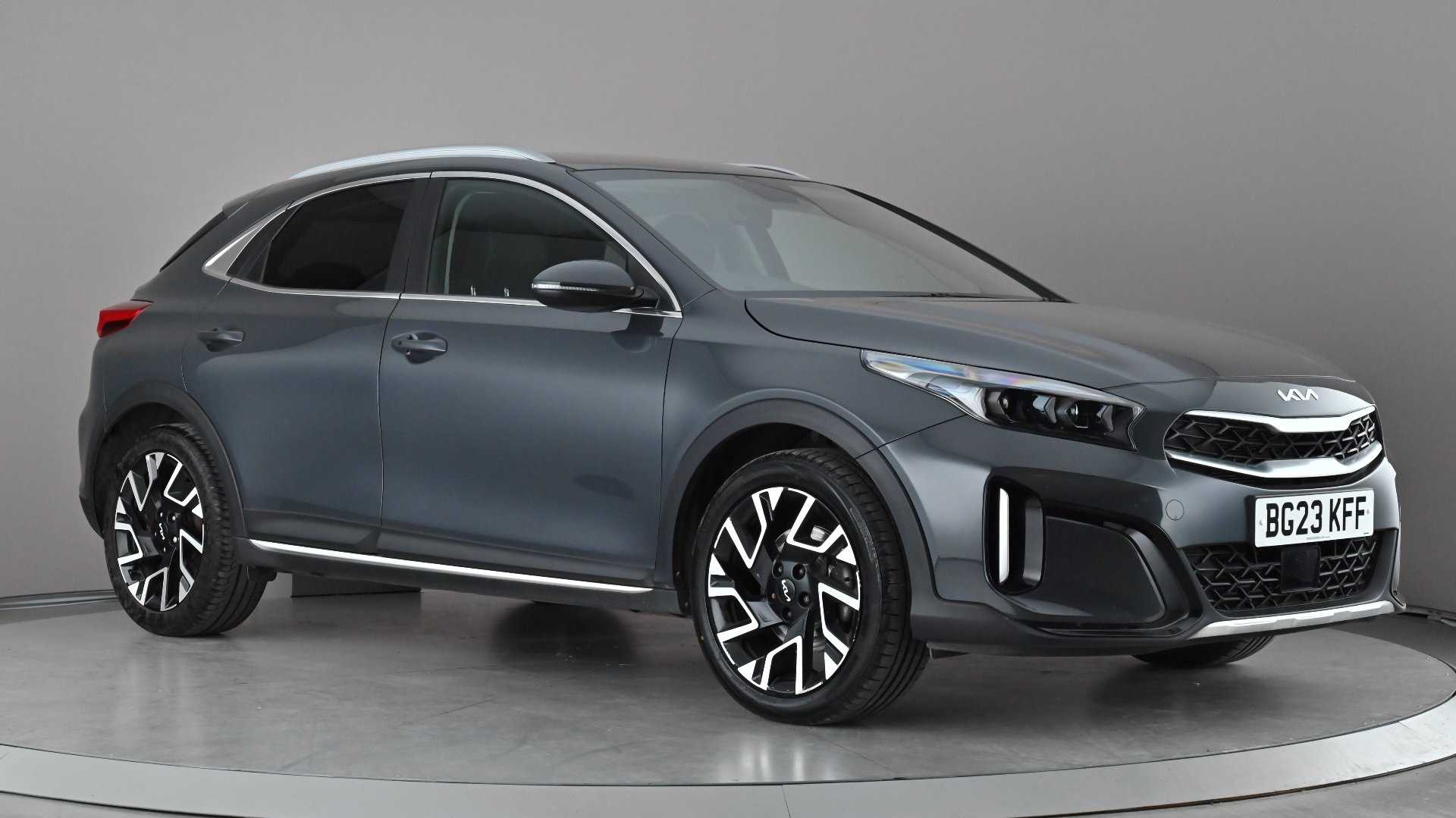 Main listing image - Kia XCeed