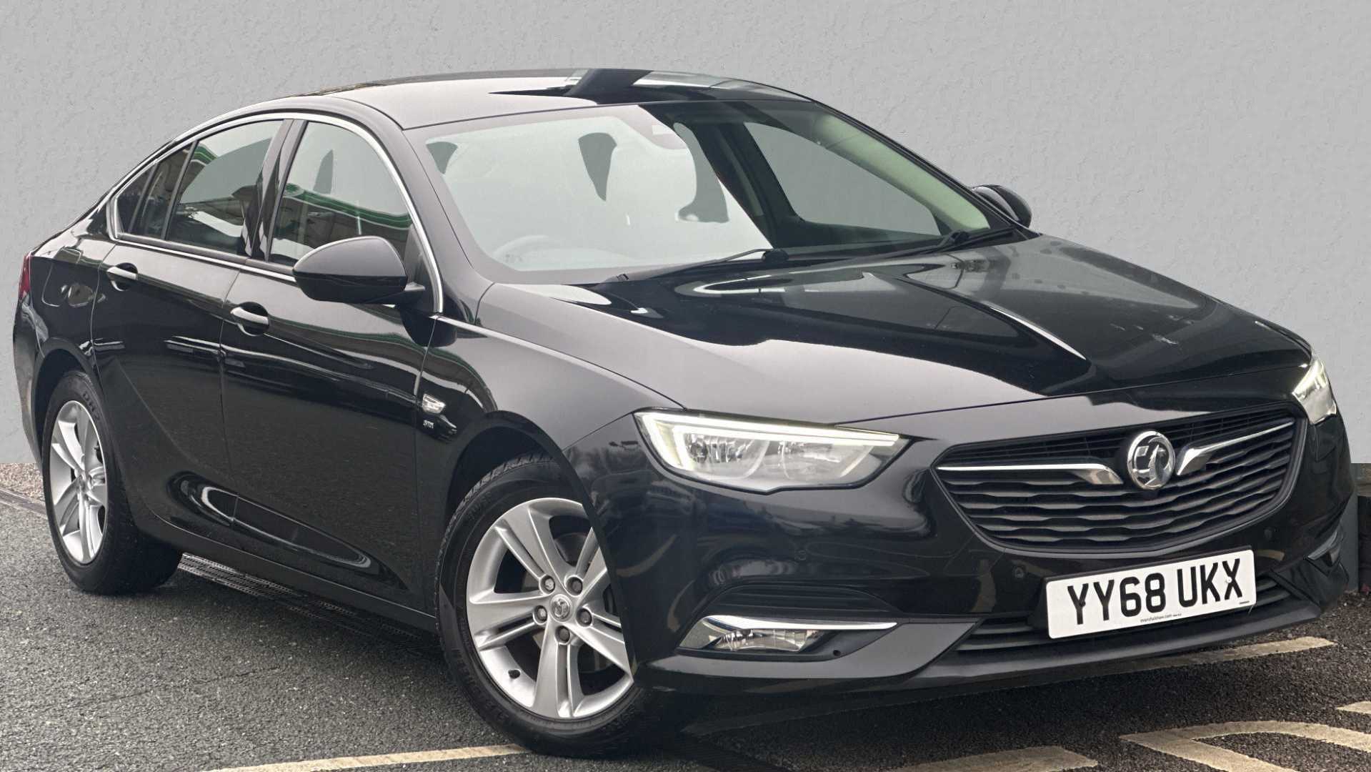 Main listing image - Vauxhall Insignia