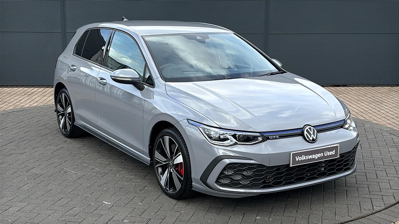 Main listing image - Volkswagen Golf