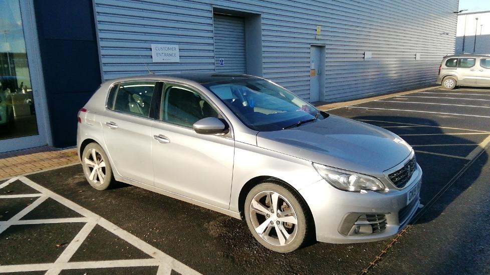 Main listing image - Peugeot 308