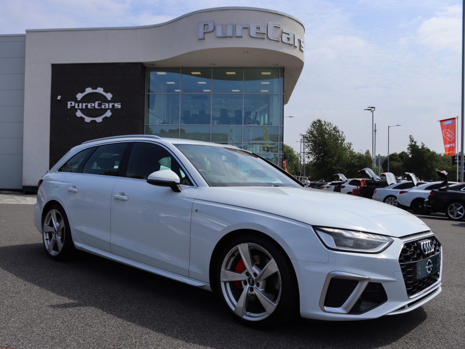 Main listing image - Audi A4 Avant