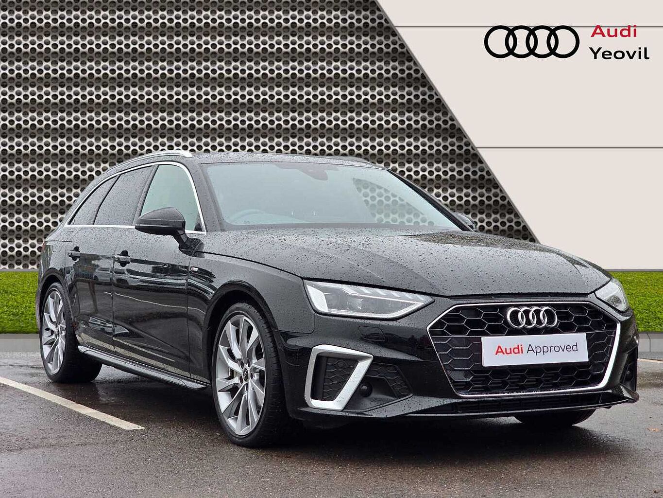 Main listing image - Audi A4