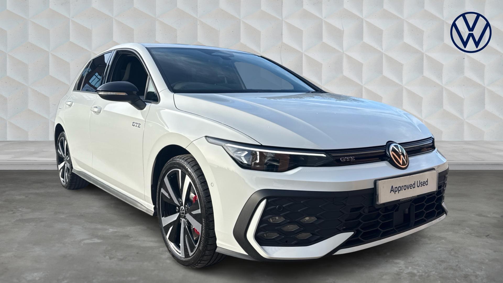 Main listing image - Volkswagen Golf