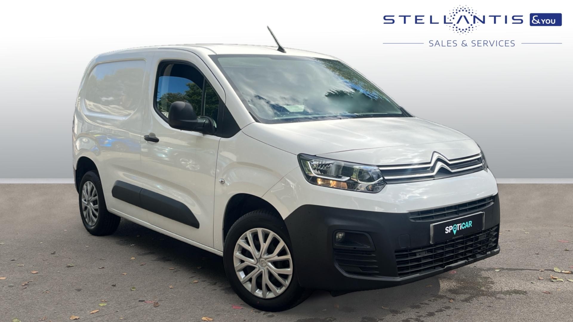 Main listing image - Citroen Berlingo Van