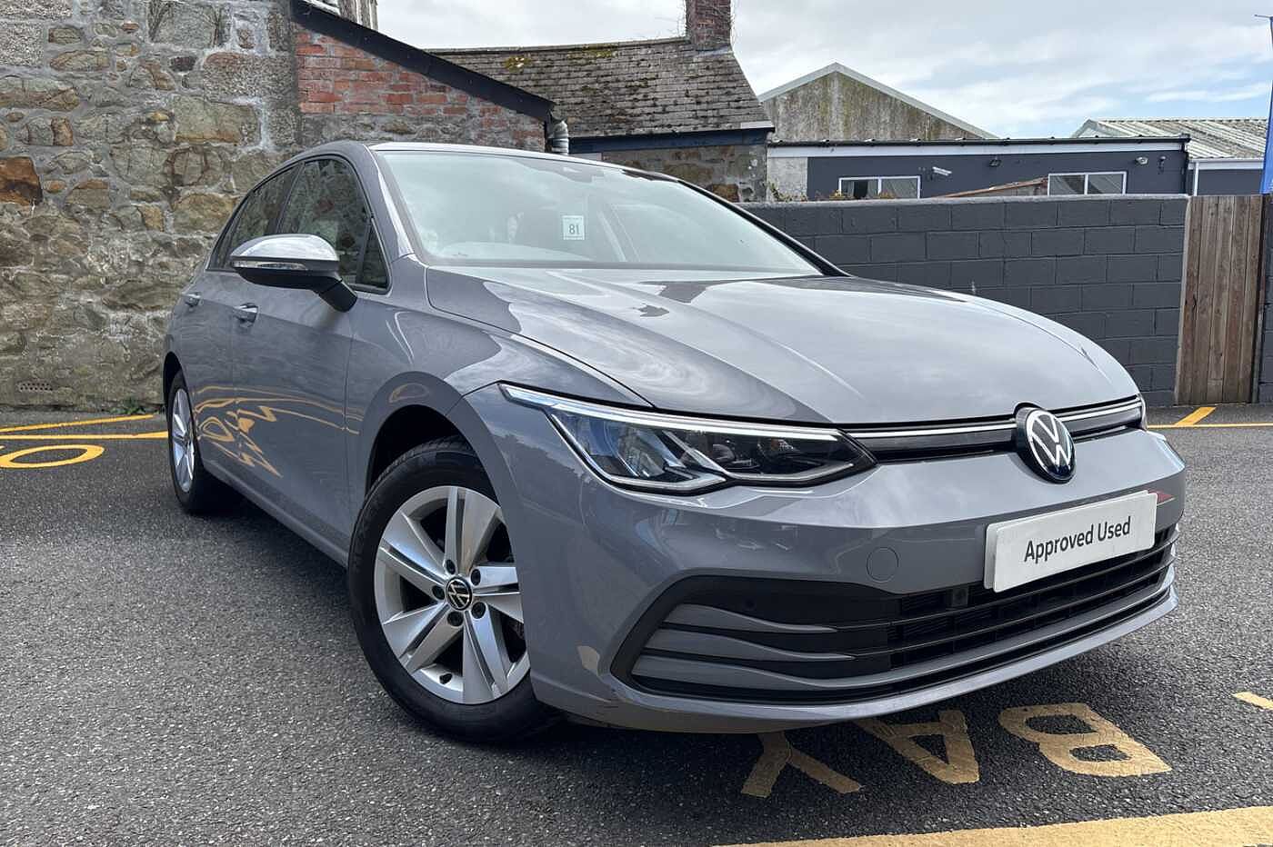 Main listing image - Volkswagen Golf