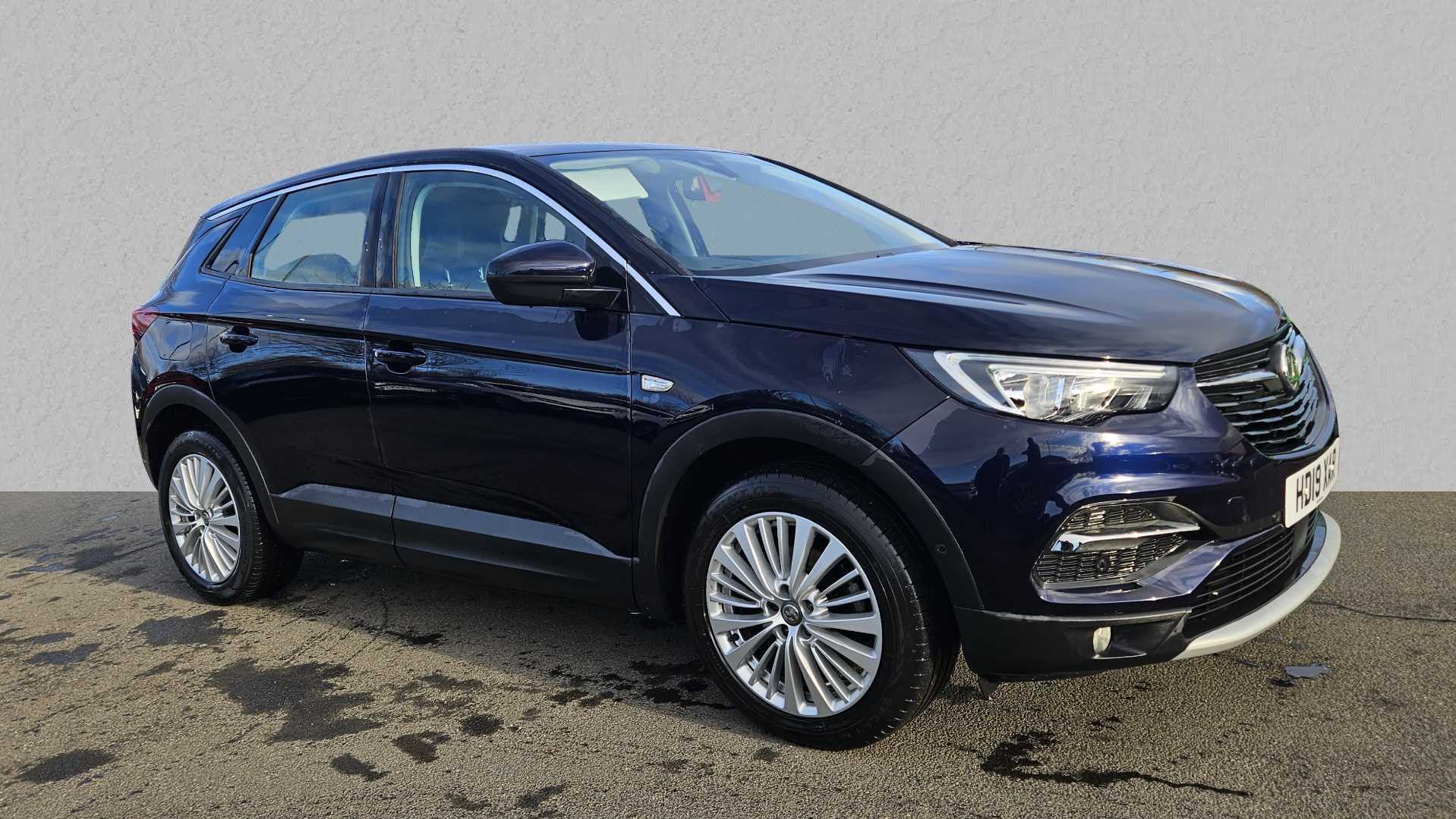 Main listing image - Vauxhall Grandland X