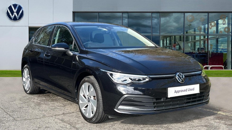 Main listing image - Volkswagen Golf