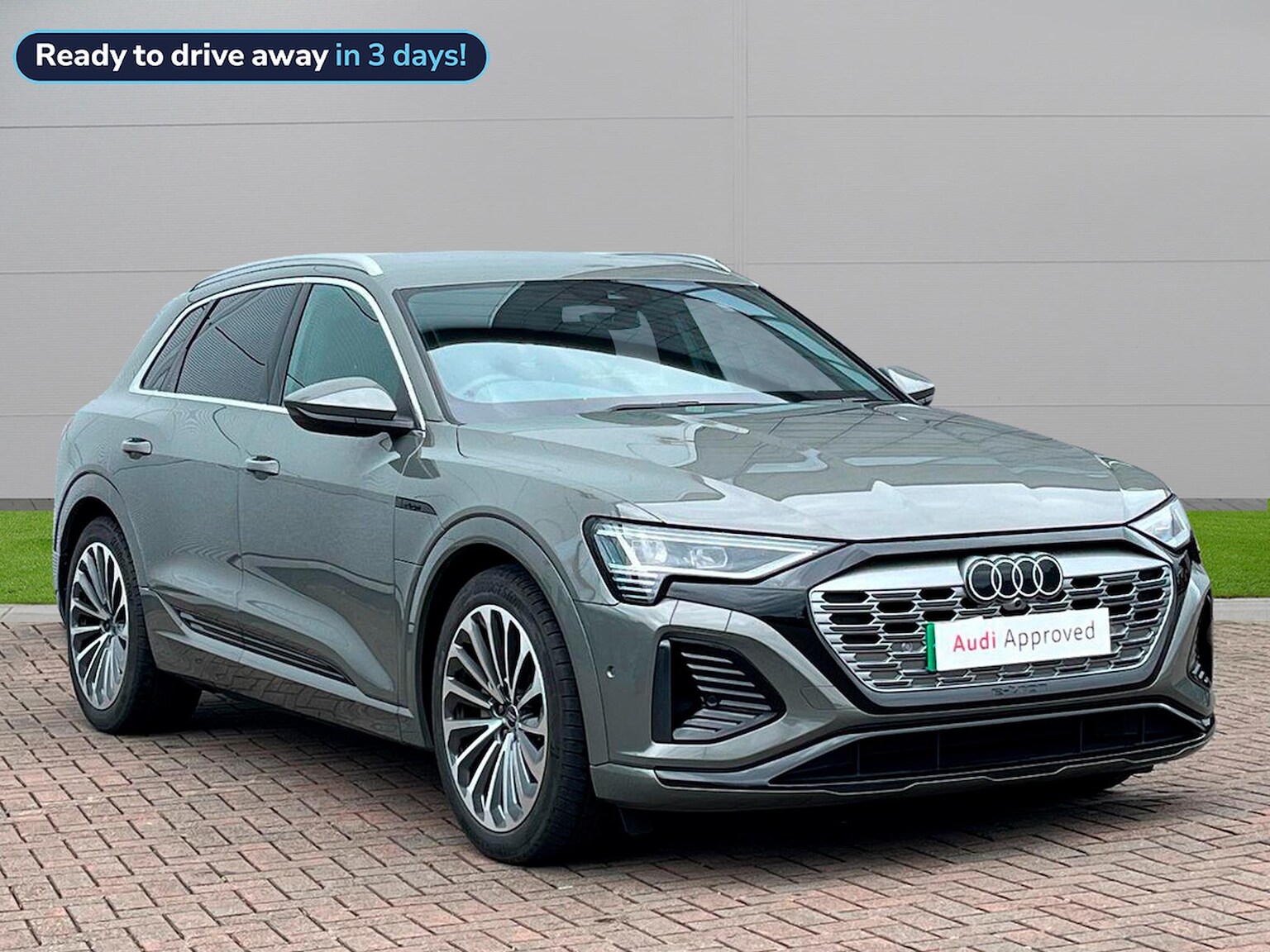 Main listing image - Audi Q8 e-tron