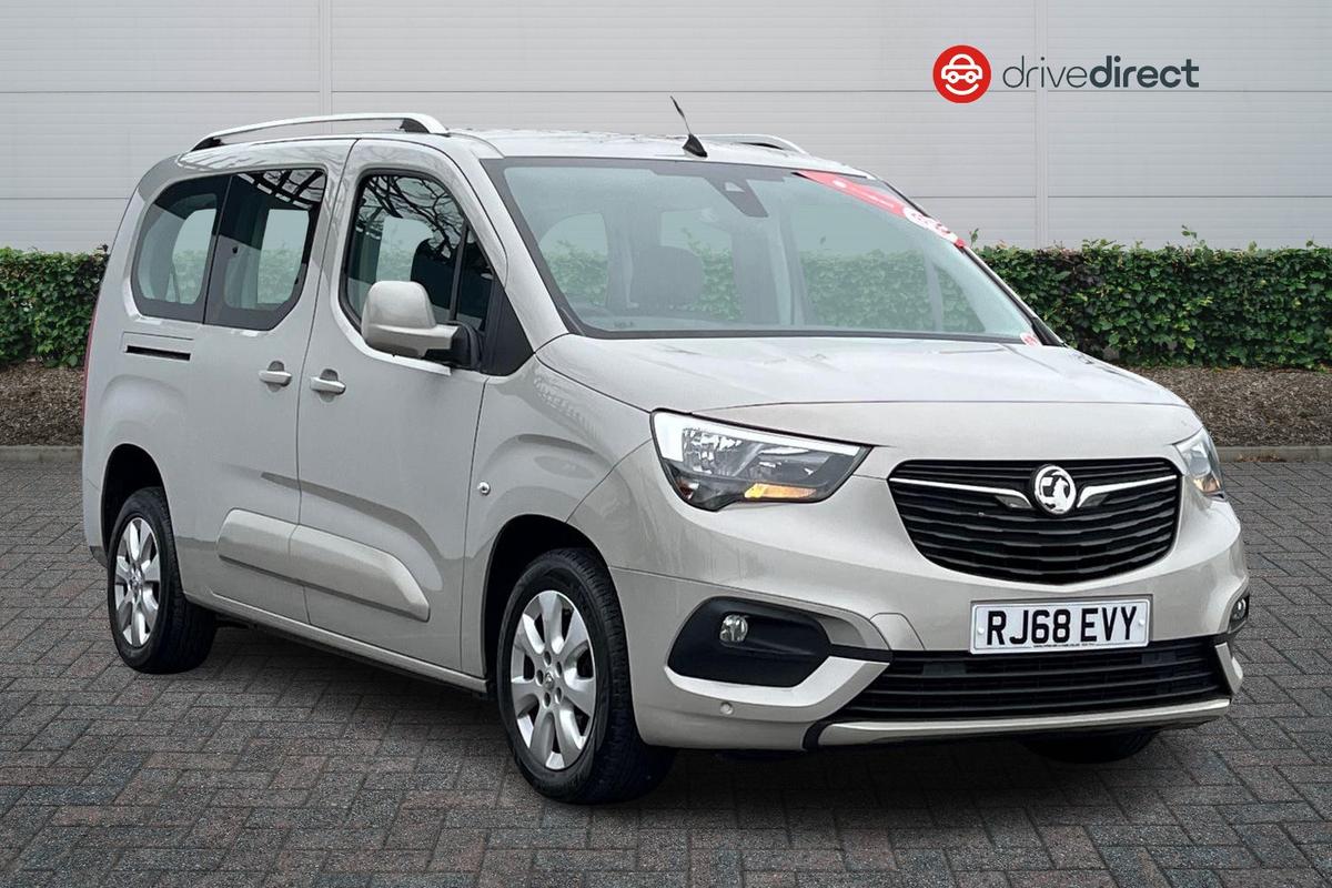 Main listing image - Vauxhall Combo Life