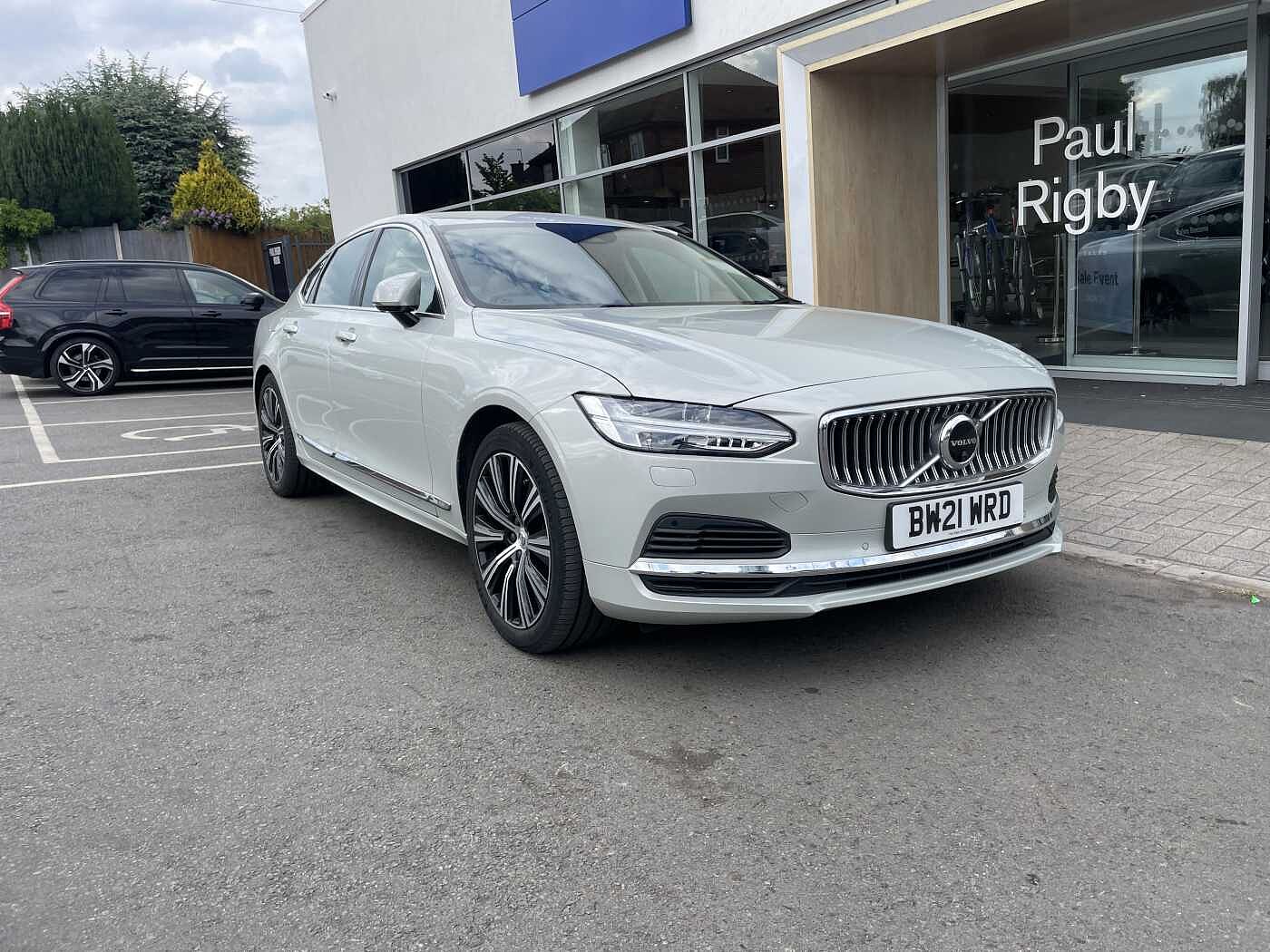 Main listing image - Volvo S90