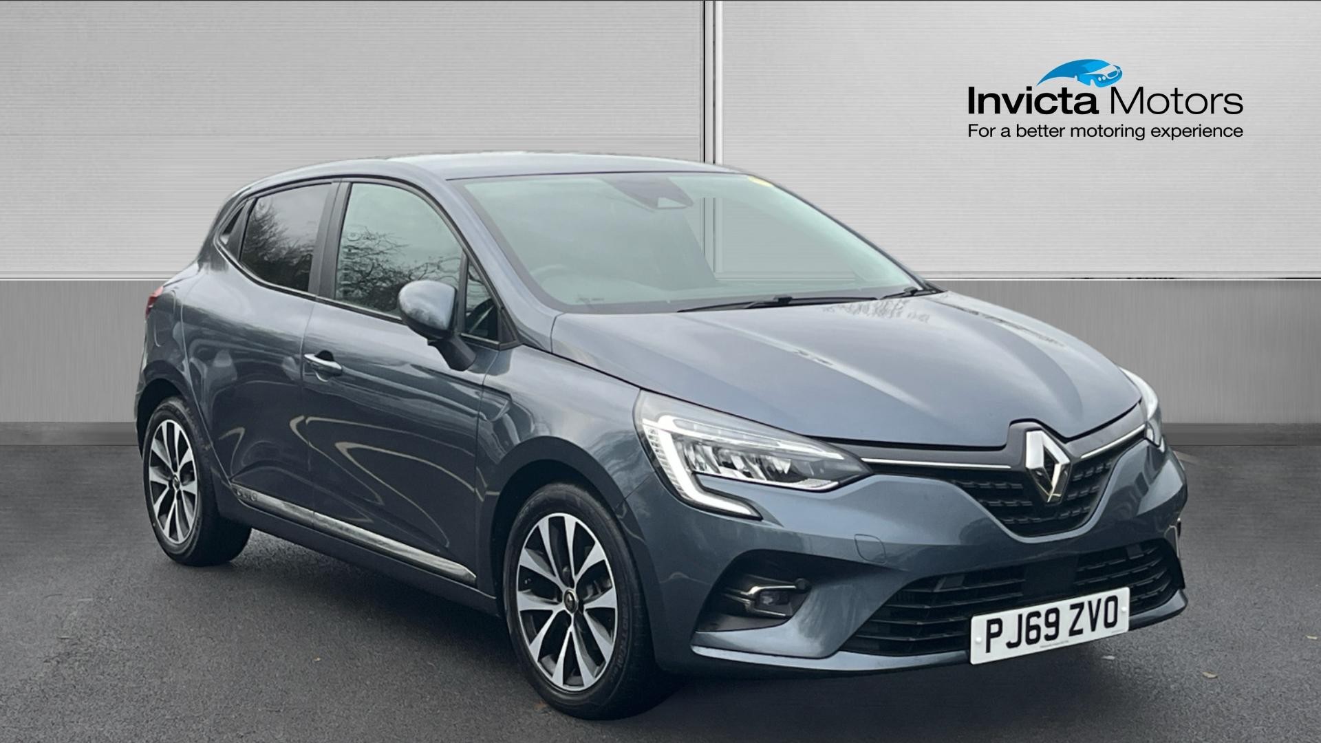 Main listing image - Renault Clio