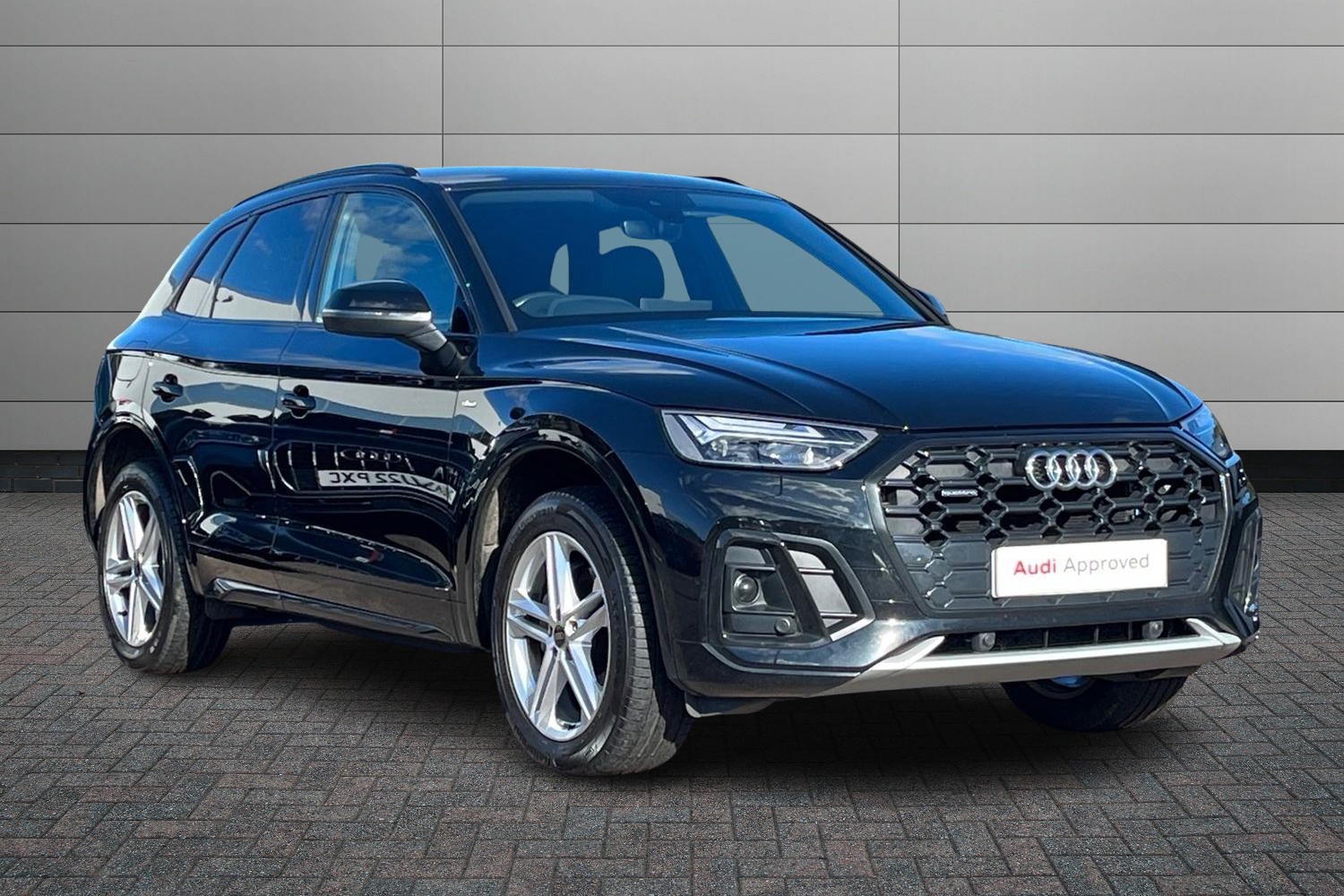 Main listing image - Audi Q5