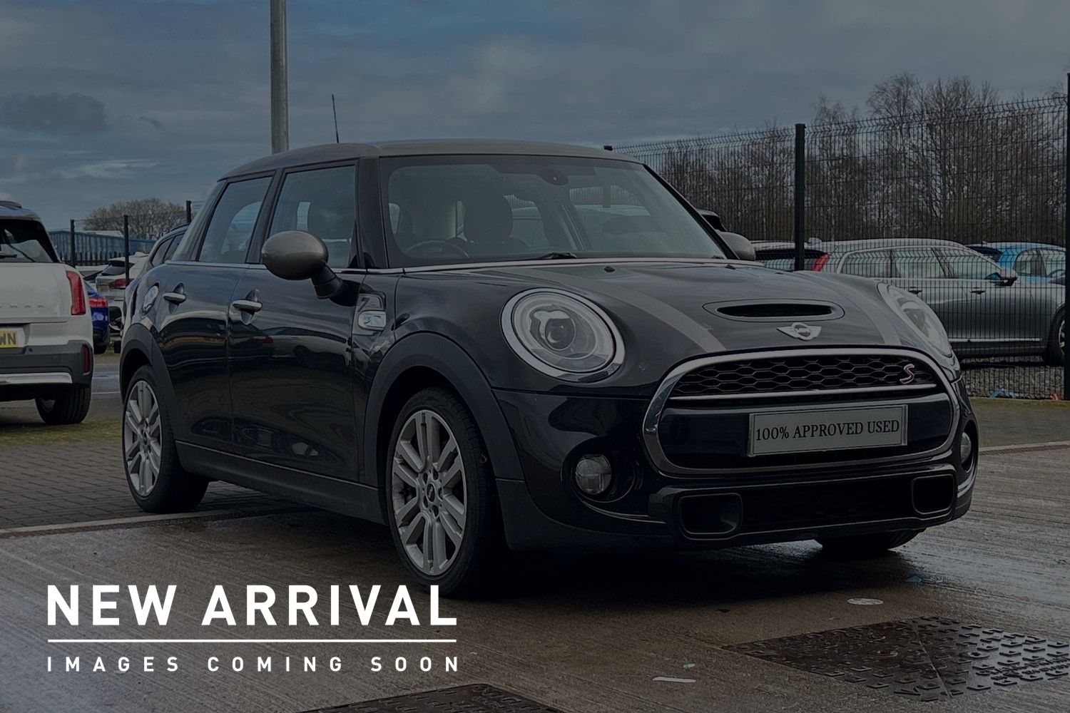Main listing image - MINI Hatchback 5dr