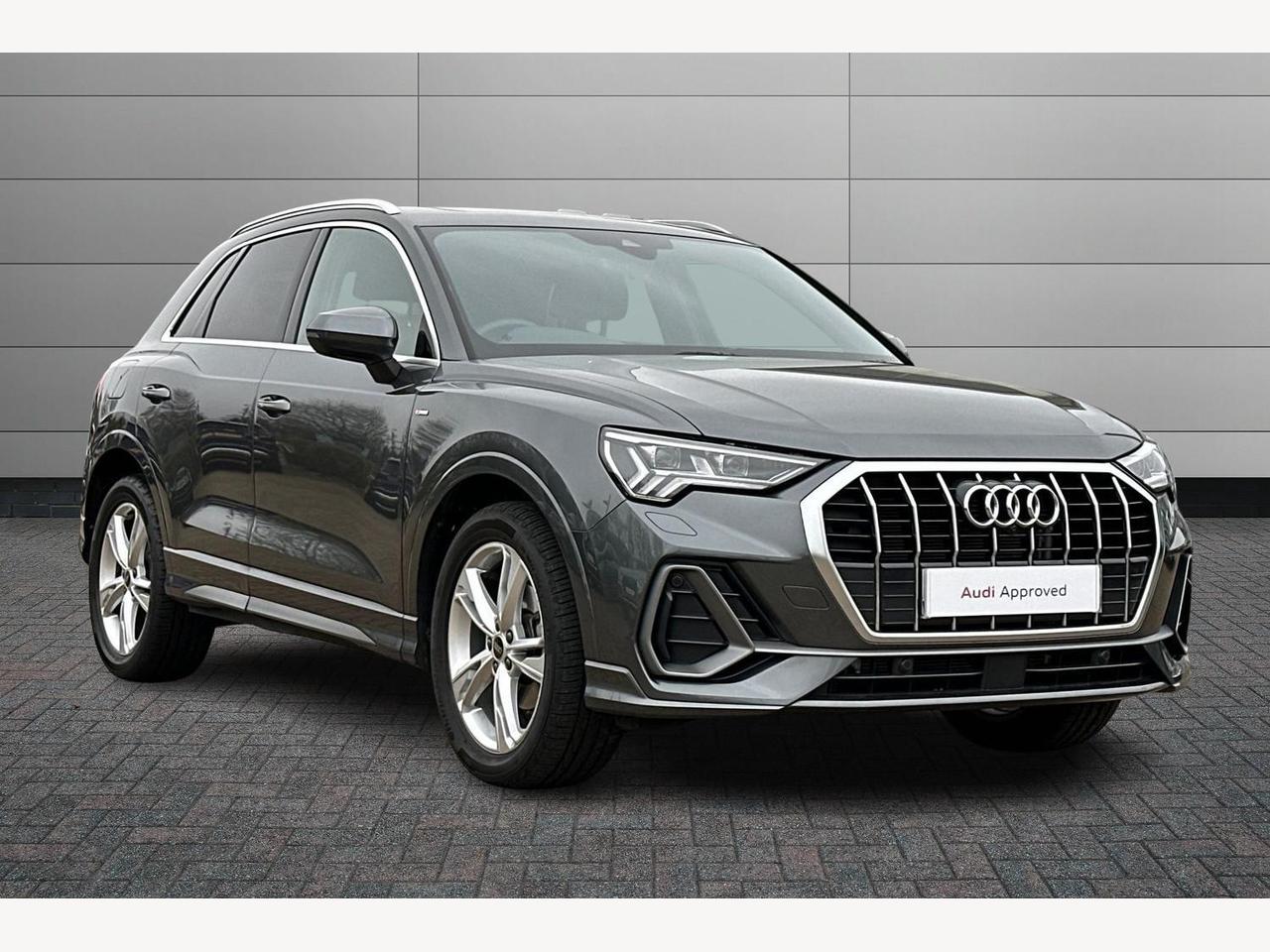 Main listing image - Audi Q3