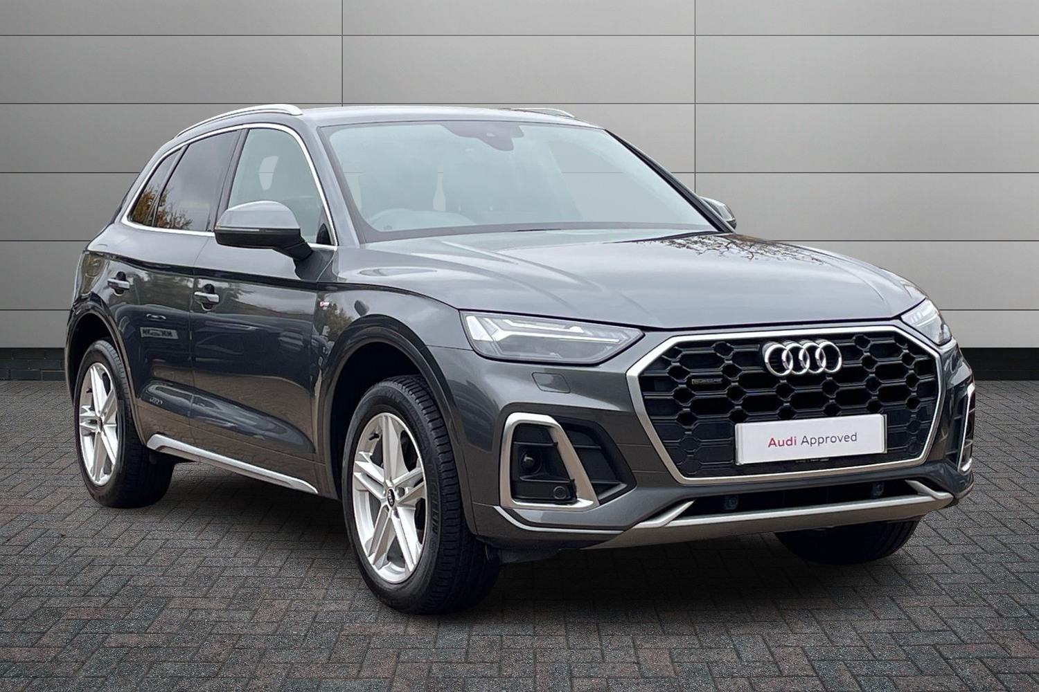 Main listing image - Audi Q5