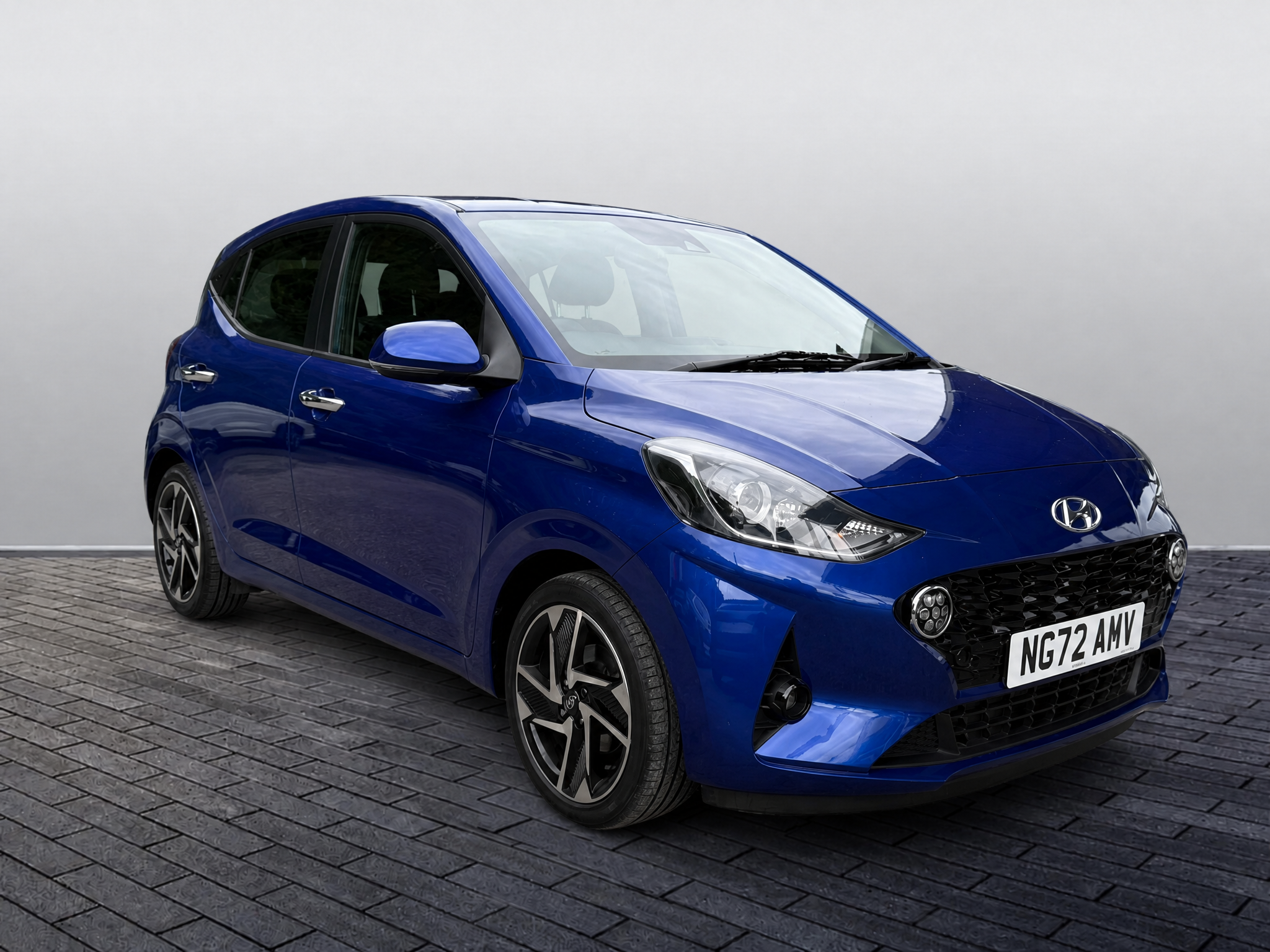 Main listing image - Hyundai i10