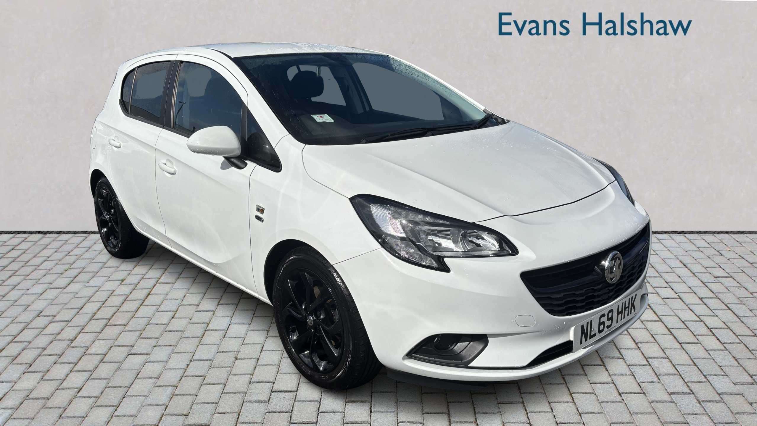 Main listing image - Vauxhall Corsa