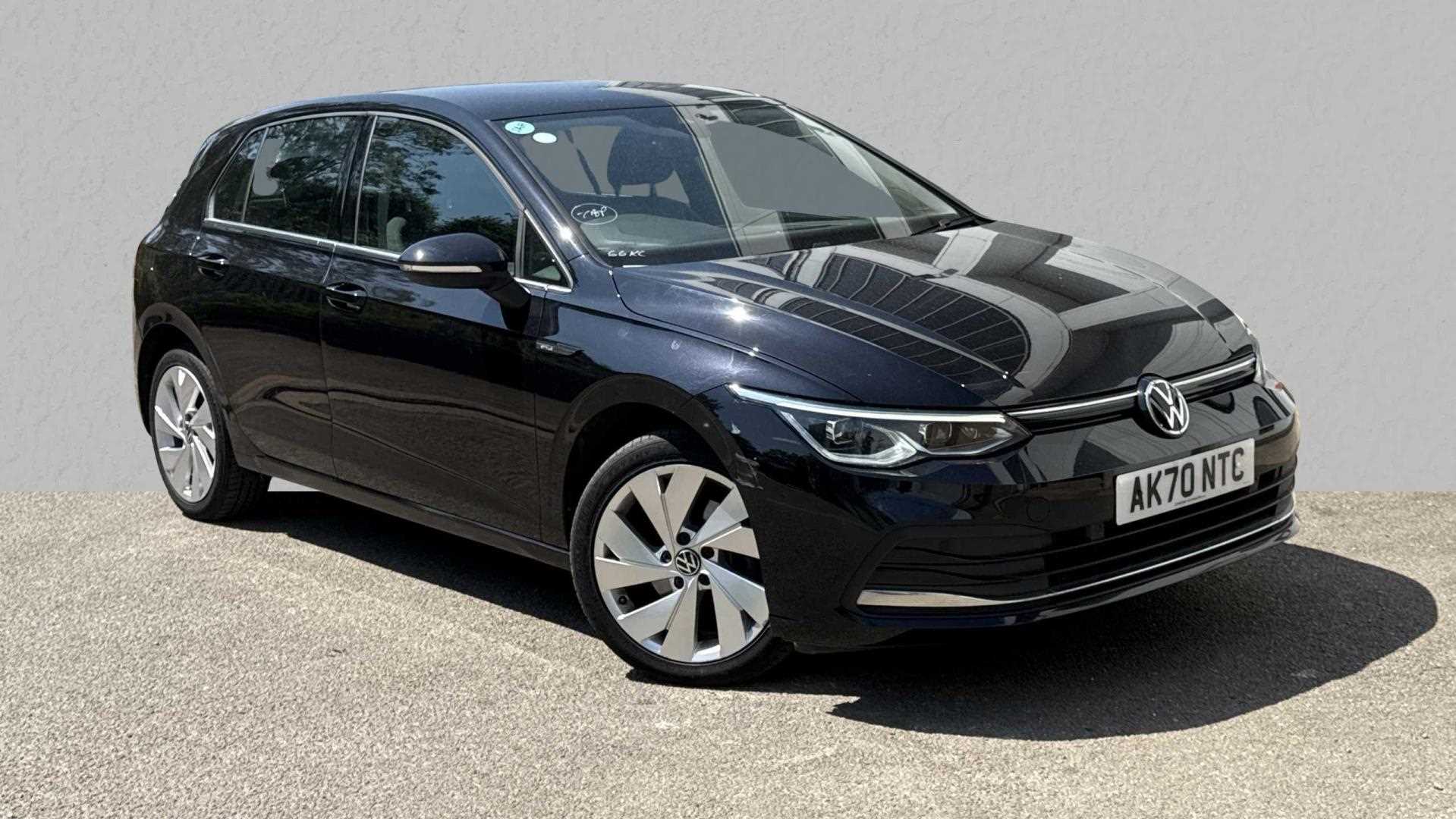Main listing image - Volkswagen Golf